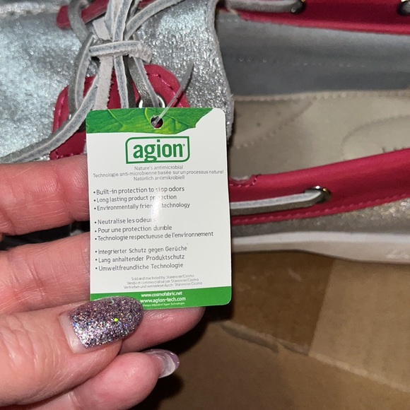 Land’s End Silver metallic and hot pink boat shoe size 8 NWT. - Picture 13 of 13